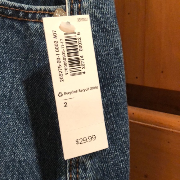 Mini Skirt NWT - Picture 2 of 5